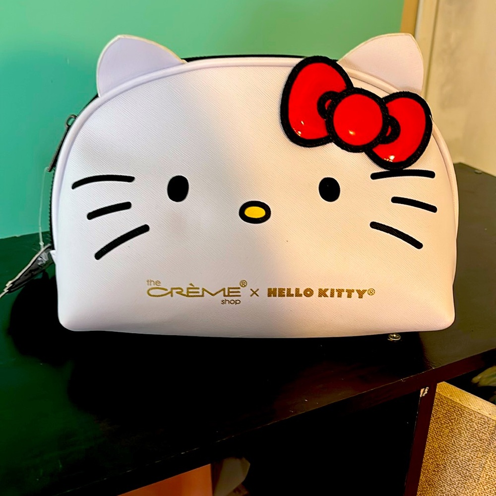 Brand new Hello kitty make up bag